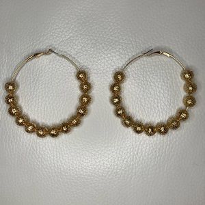 HOLLOW GOLD HOOPS